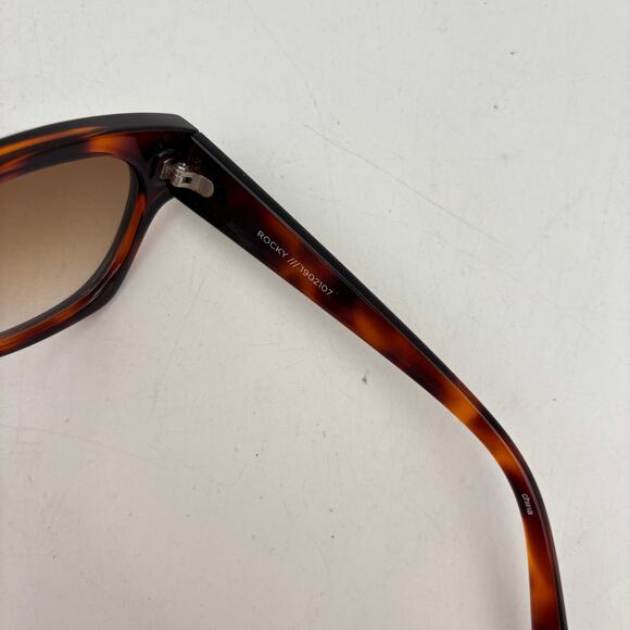 Vuarnet France Sunglasses Rocky 1902107 main image 9